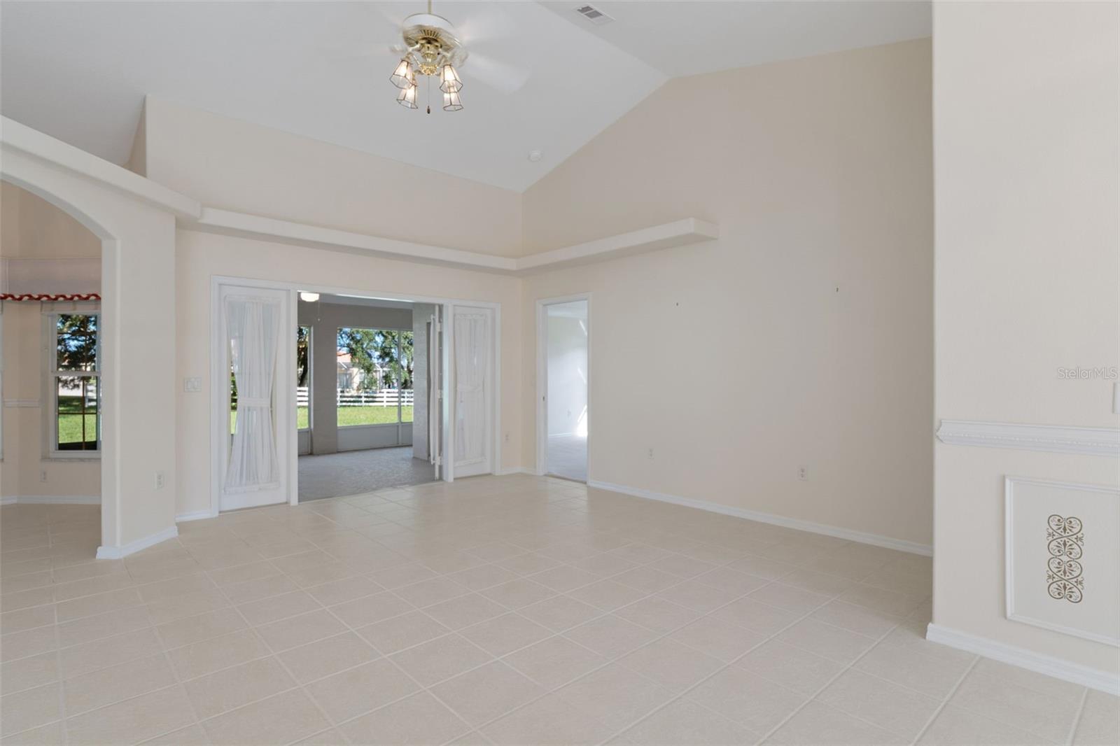 1144 E WHIRL AWAY CIRCLE, Inverness, FL 34453