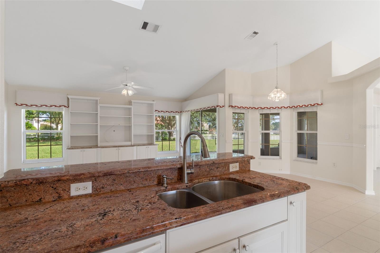 1144 E WHIRL AWAY CIRCLE, Inverness, FL 34453
