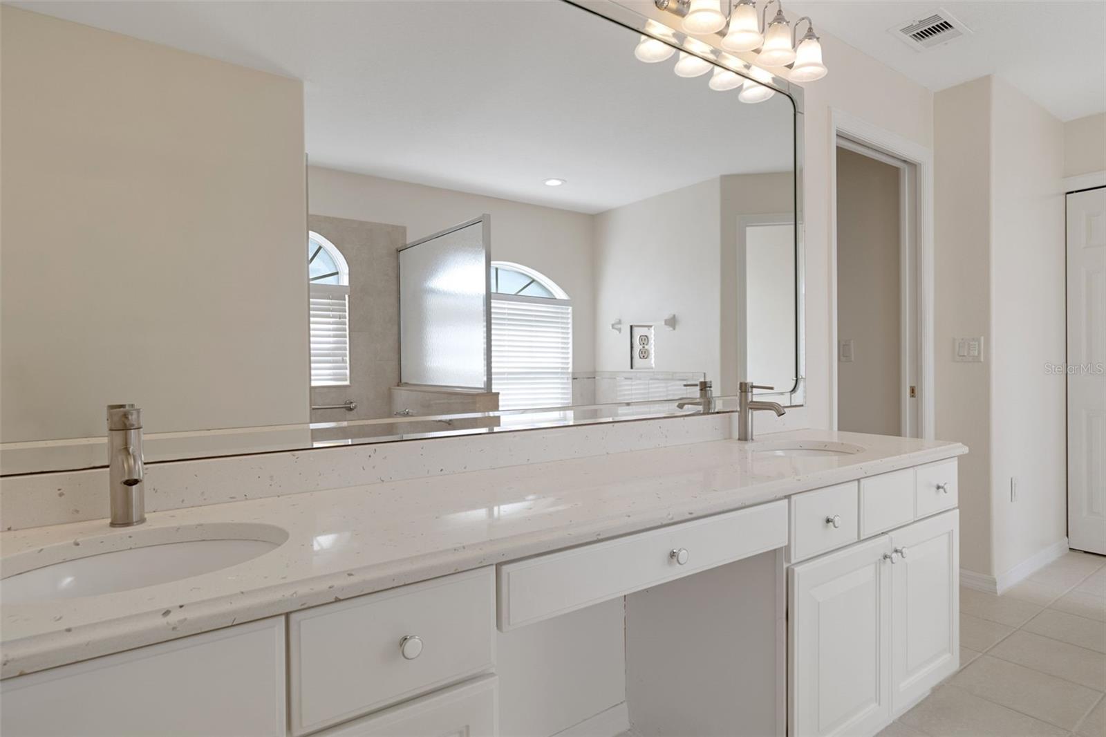 1144 E WHIRL AWAY CIRCLE, Inverness, FL 34453