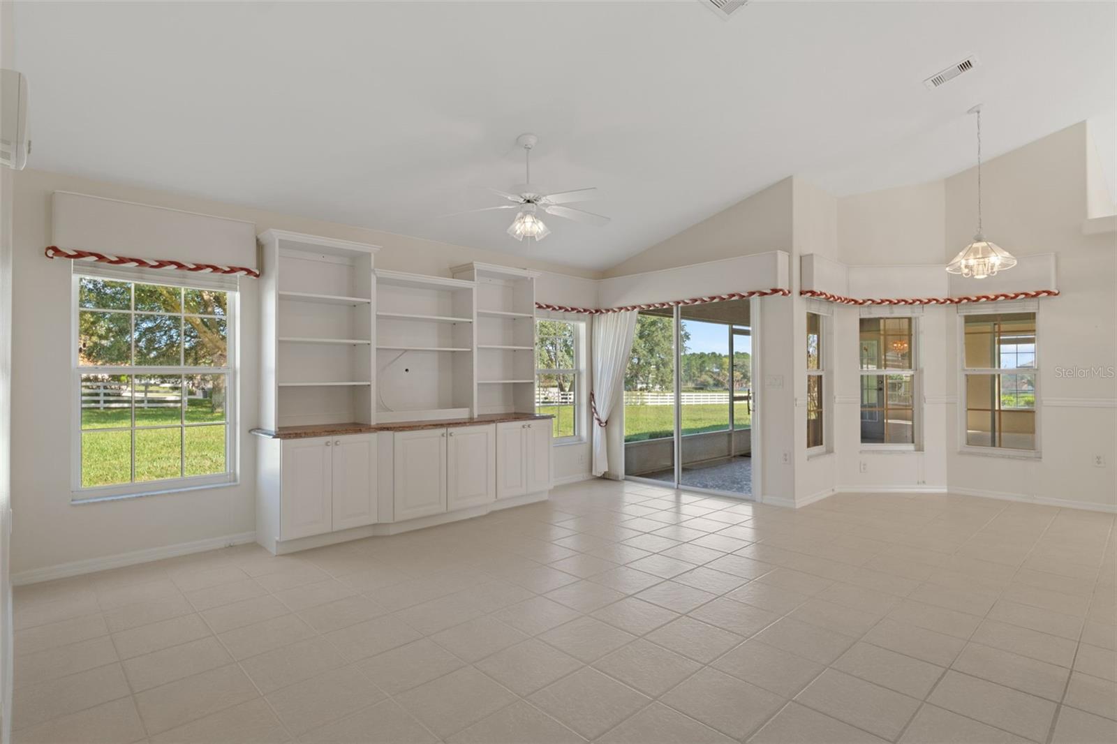 1144 E WHIRL AWAY CIRCLE, Inverness, FL 34453