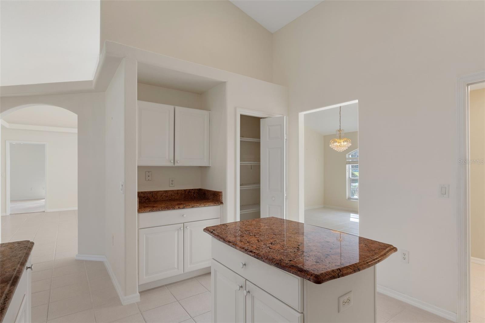 1144 E WHIRL AWAY CIRCLE, Inverness, FL 34453
