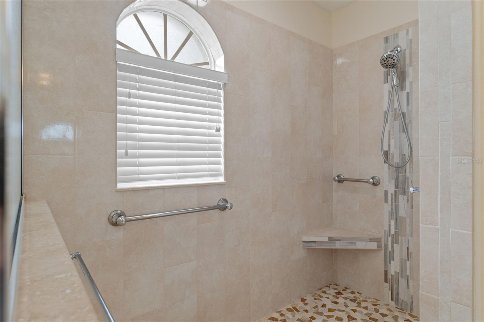 1144 E WHIRL AWAY CIRCLE, Inverness, FL 34453