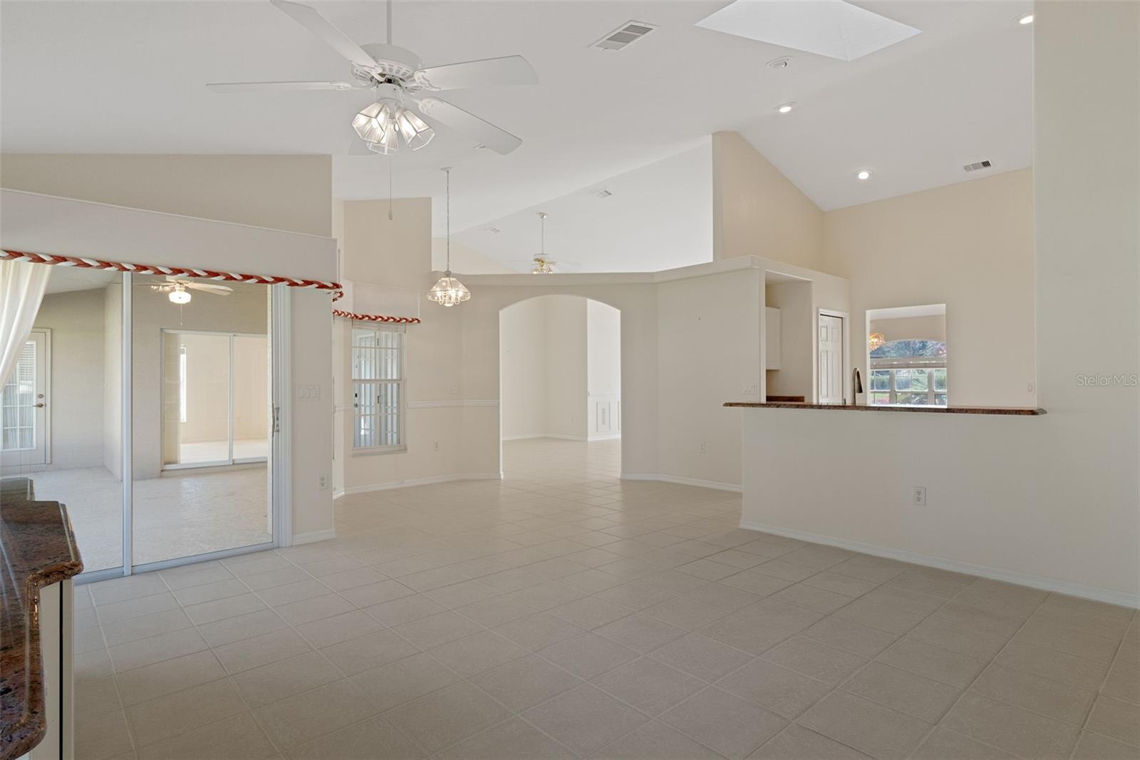 1144 E WHIRL AWAY CIRCLE, Inverness, FL 34453