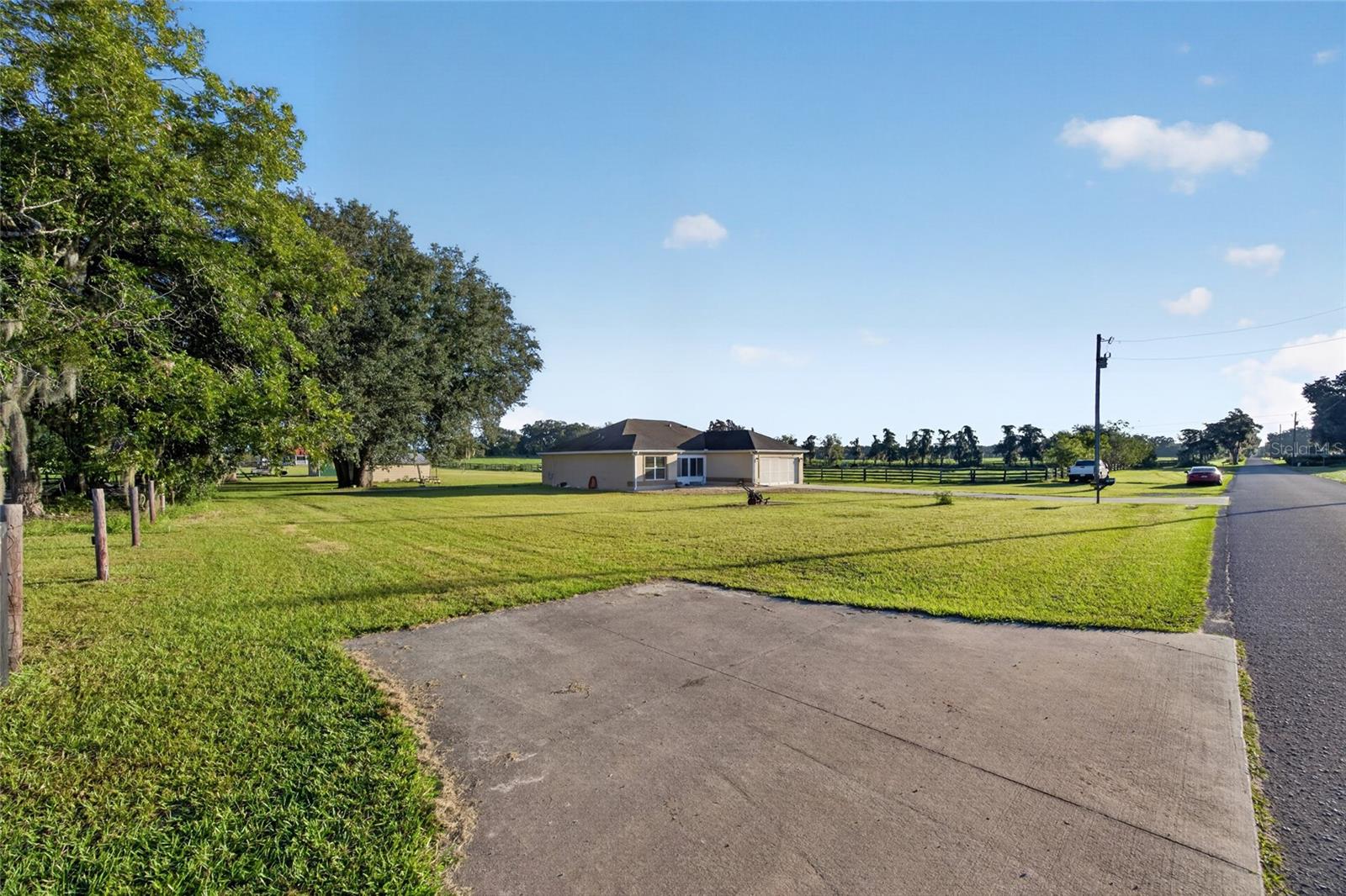 7411 SE 180TH STREET, Oxford, FL 34484