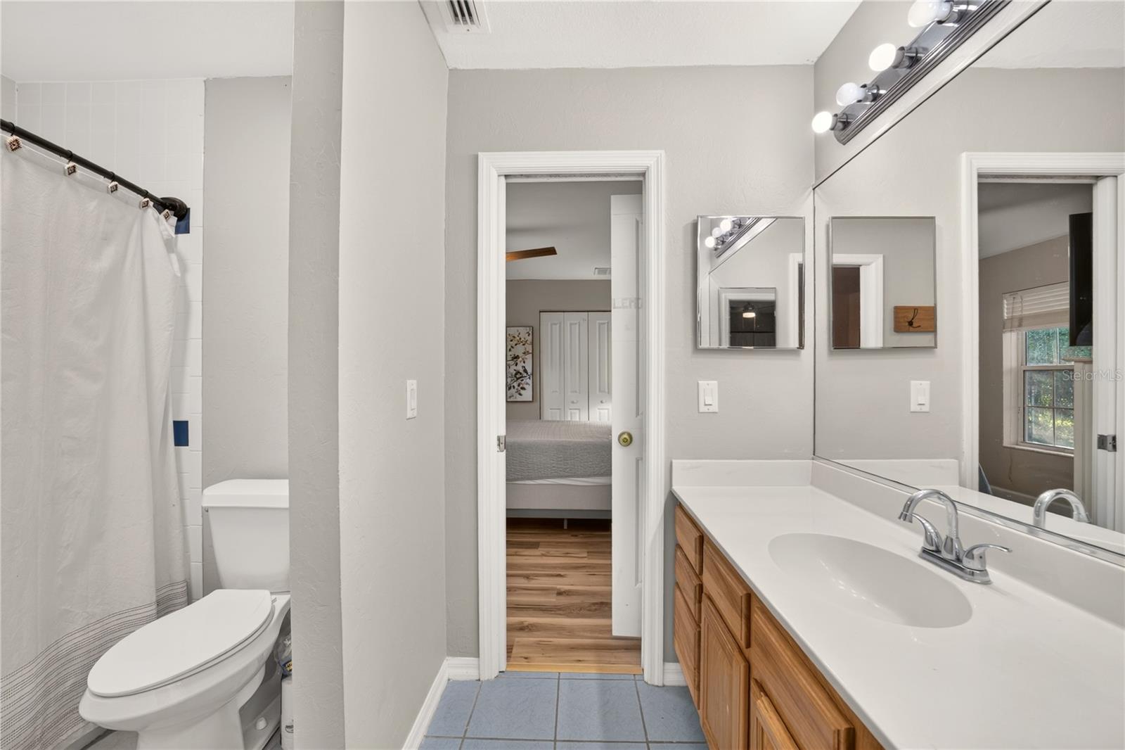 Guest Bathroom 2