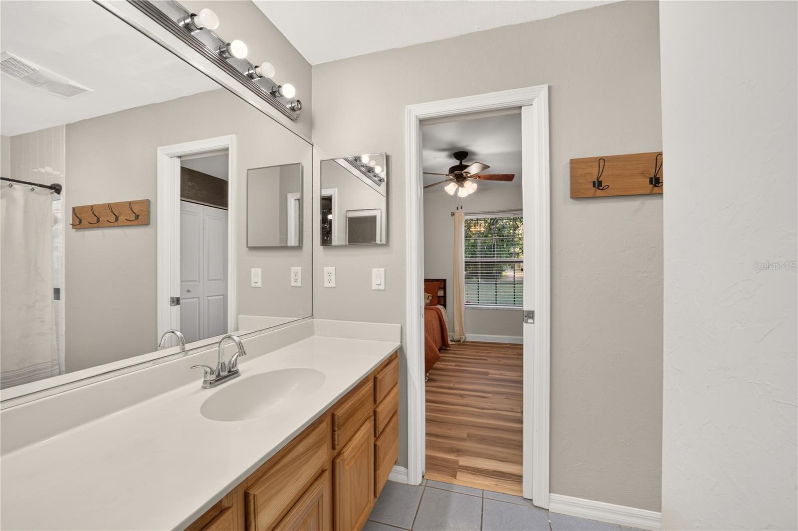 Guest Bathroom 2