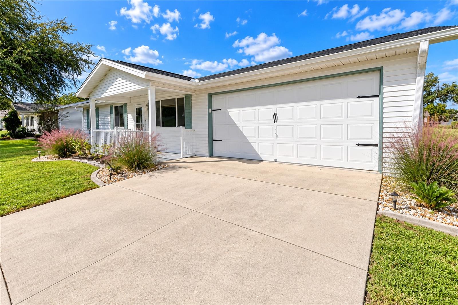 Attached 2 Car Garage
