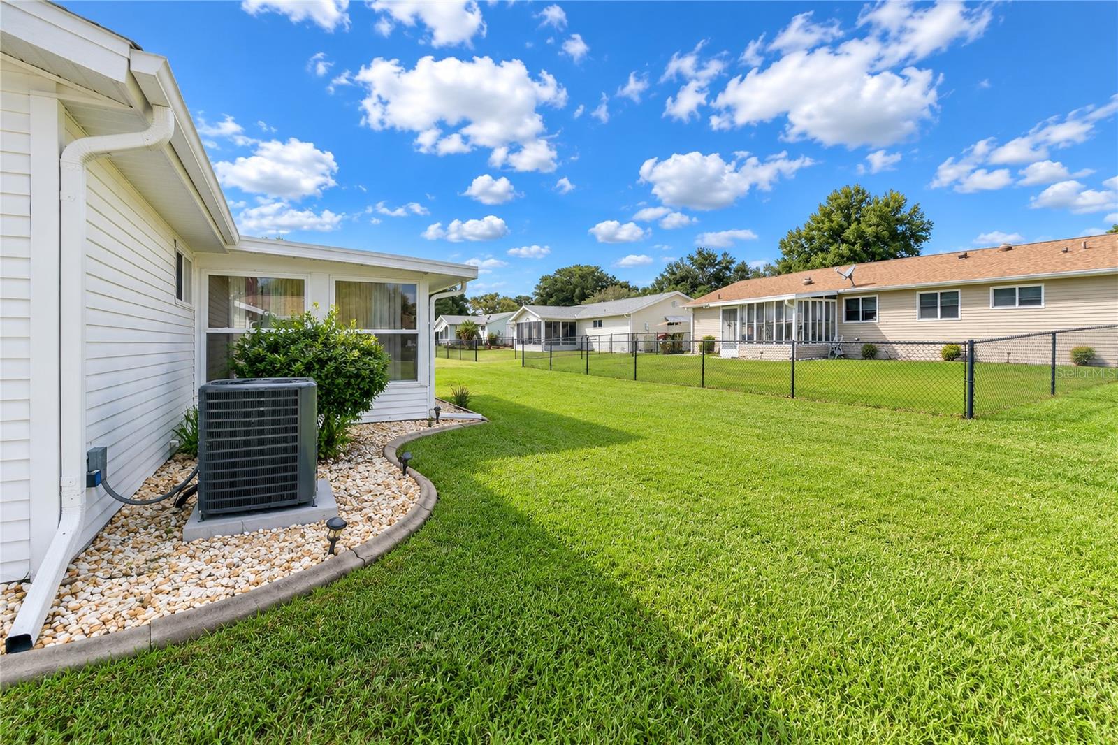 Good sized rear yard