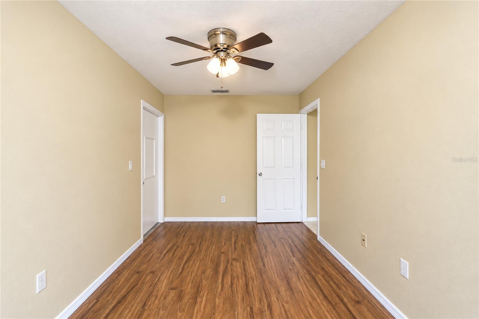 Bonus room, den, office, etc.