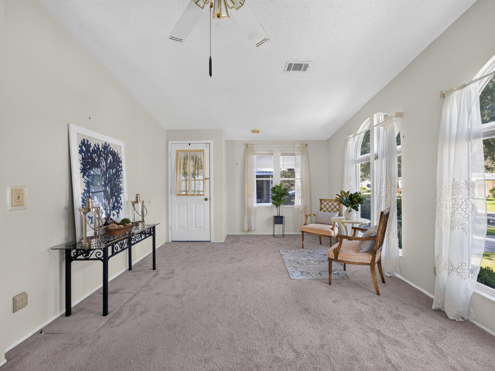 660 RAINBOW BOULEVARD, The Villages, FL 32159 660 RAINBOW BOULEVARD, The Villages, FL 32159