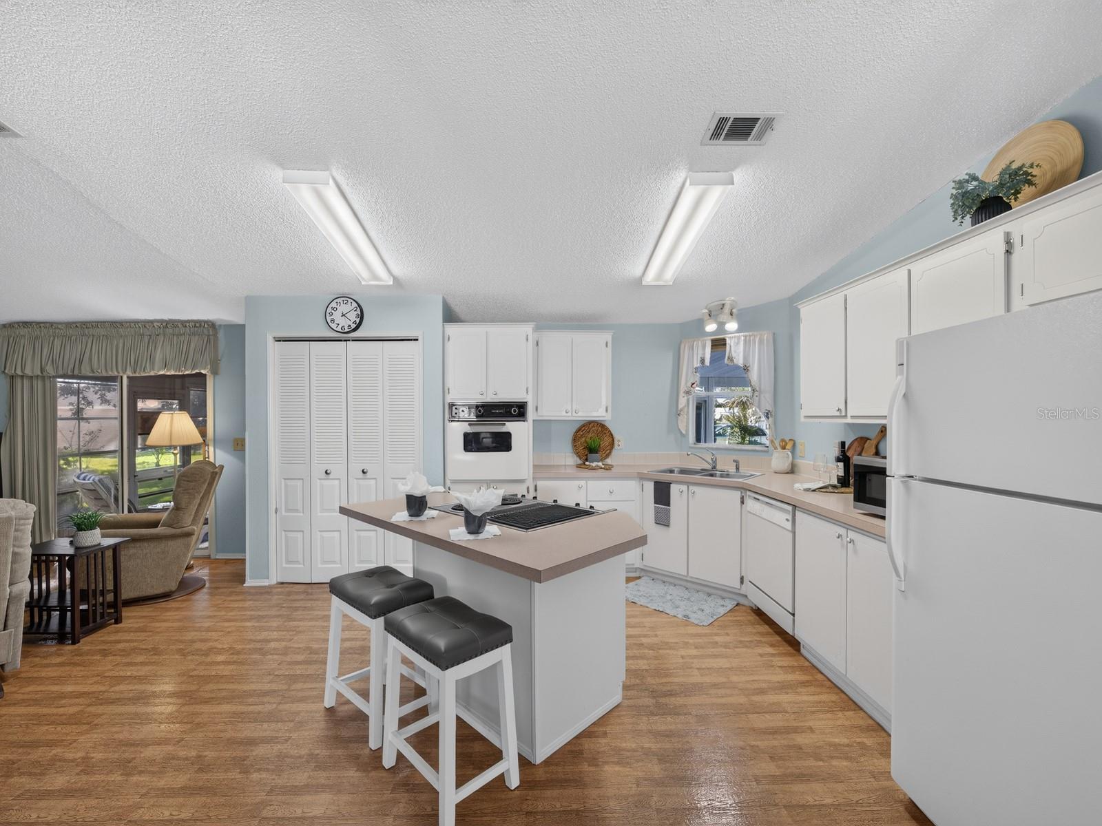 660 RAINBOW BOULEVARD, The Villages, FL 32159