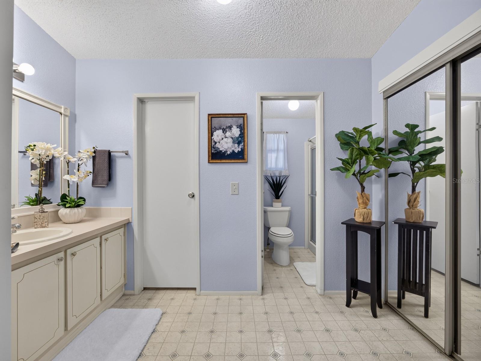 660 RAINBOW BOULEVARD, The Villages, FL 32159