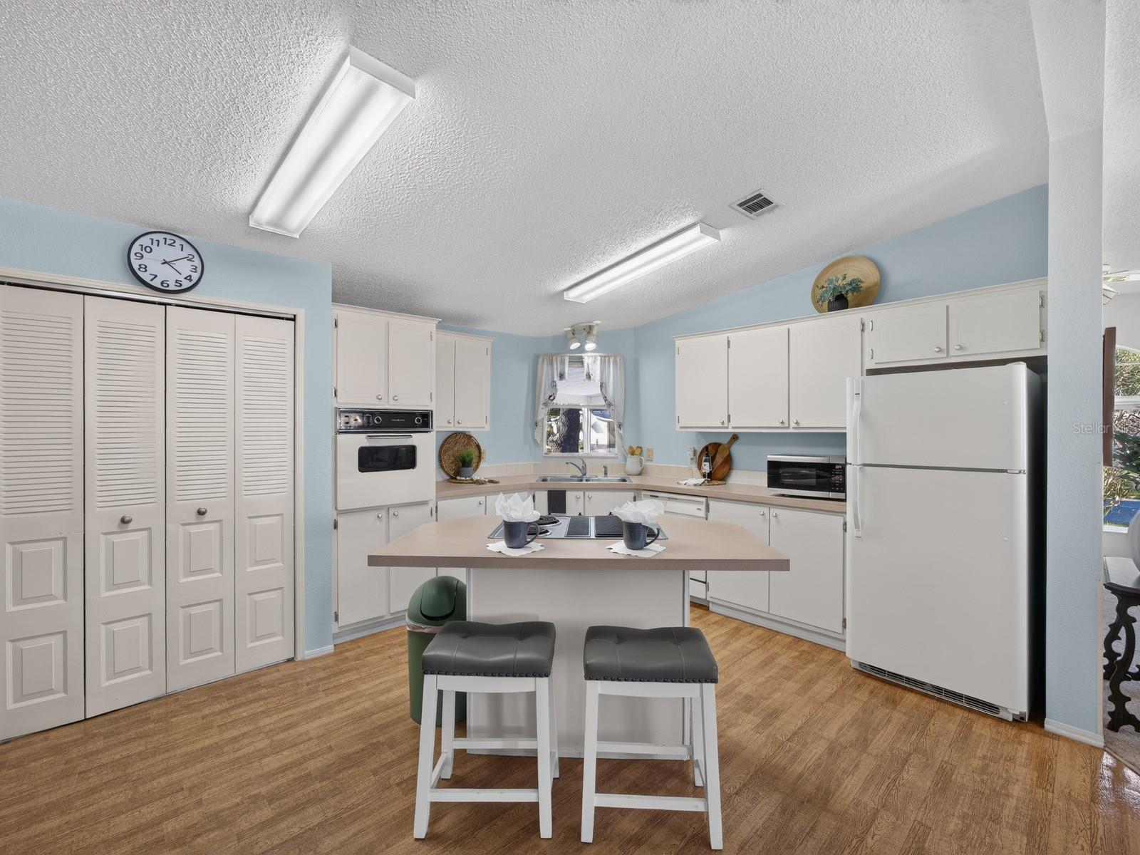 660 RAINBOW BOULEVARD, The Villages, FL 32159