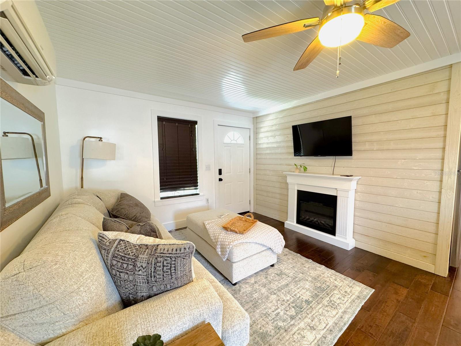 222 NE 1ST AVENUE, Crystal River, FL 34429