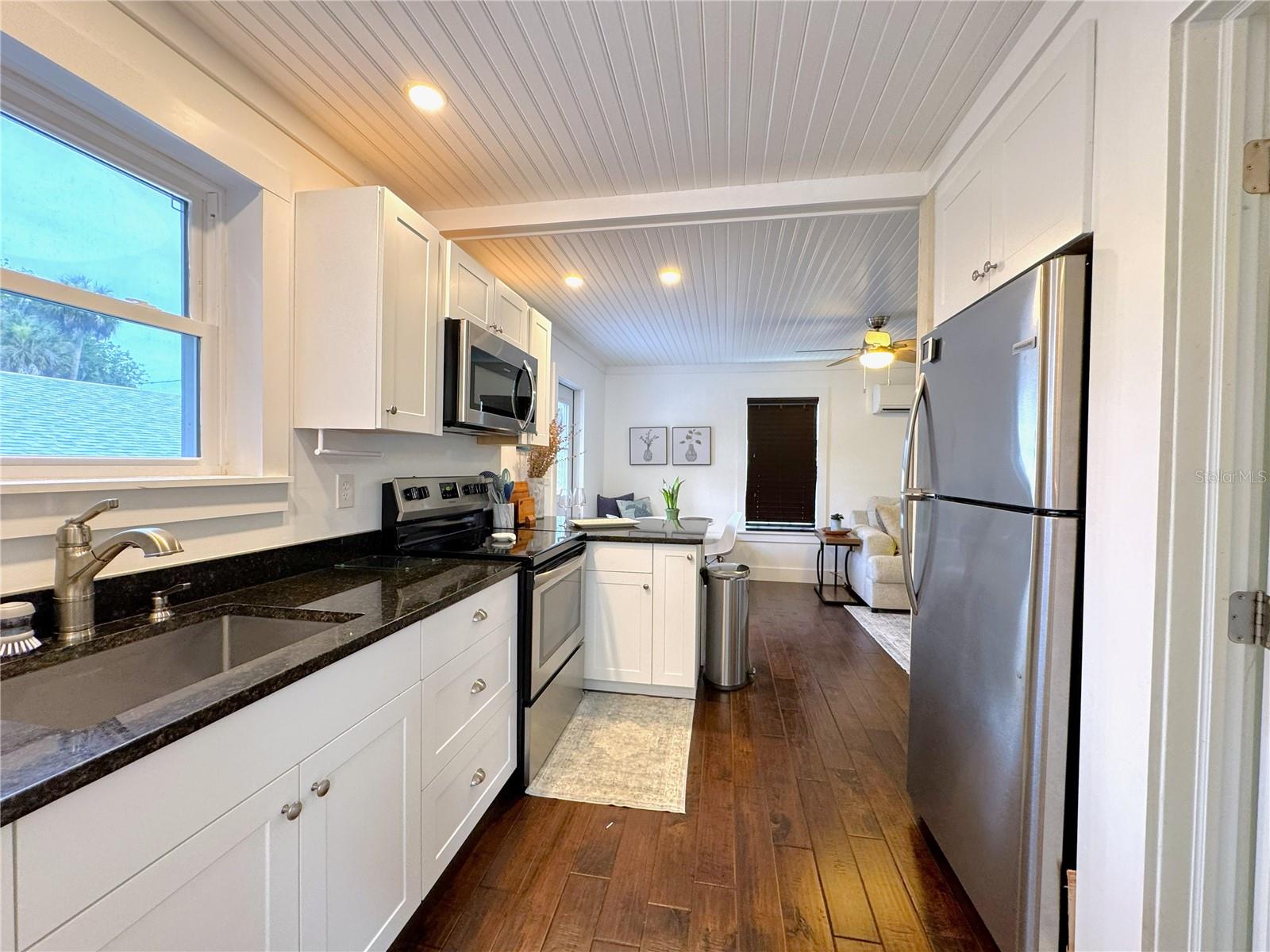 222 NE 1ST AVENUE, Crystal River, FL 34429