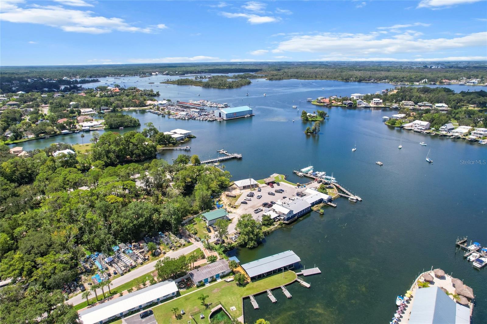 222 NE 1ST AVENUE, Crystal River, FL 34429