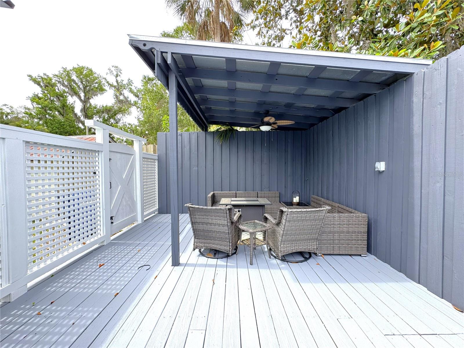 222 NE 1ST AVENUE, Crystal River, FL 34429