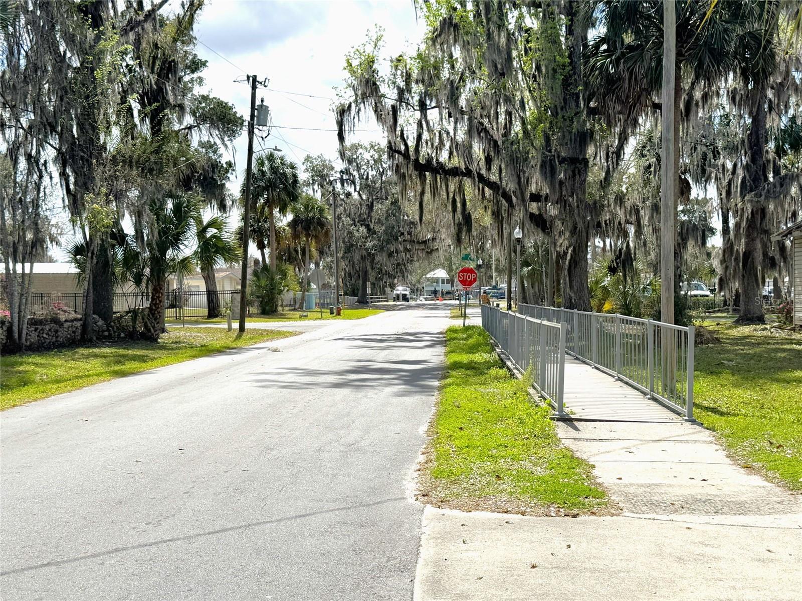 222 NE 1ST AVENUE, Crystal River, FL 34429