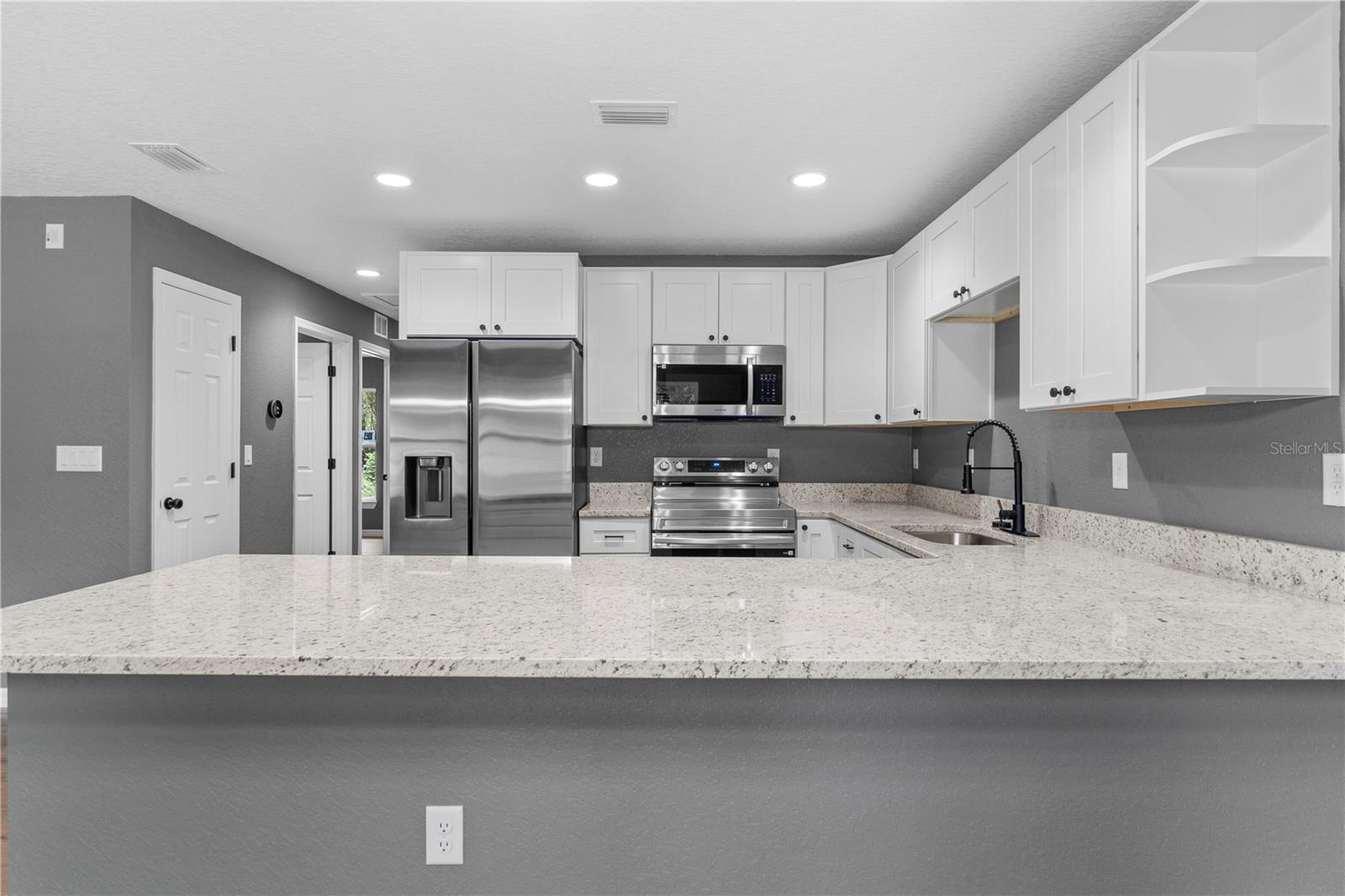 20073 SW RAINBOW LAKES BOULEVARD, Dunnellon, FL 34431 20073 SW RAINBOW LAKES BOULEVARD, Dunnellon, FL 34431