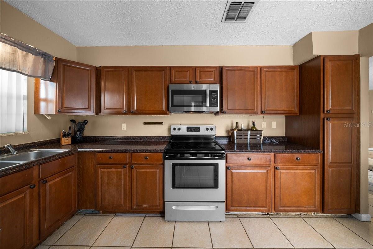 1335 SE 18TH STREET, Ocala, FL 34471
