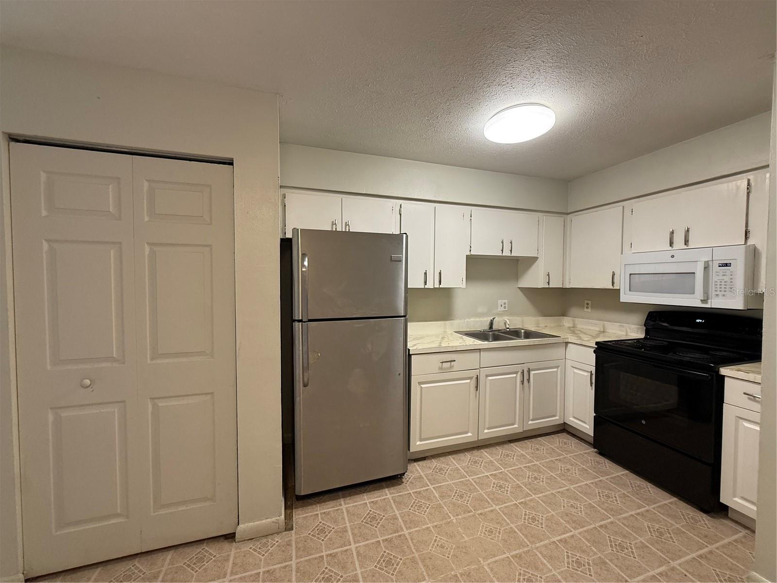 3900 SE 17TH COURT, Ocala, FL 34480