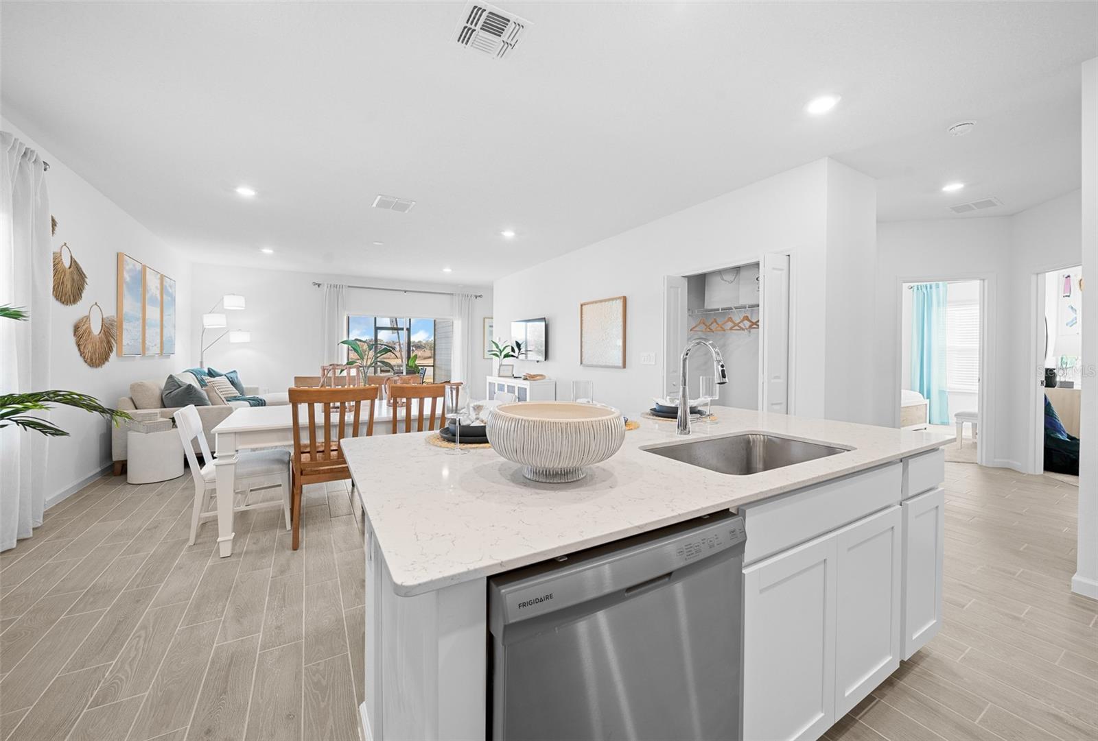 8925 SW 69TH TERRACE, Ocala, FL 34476