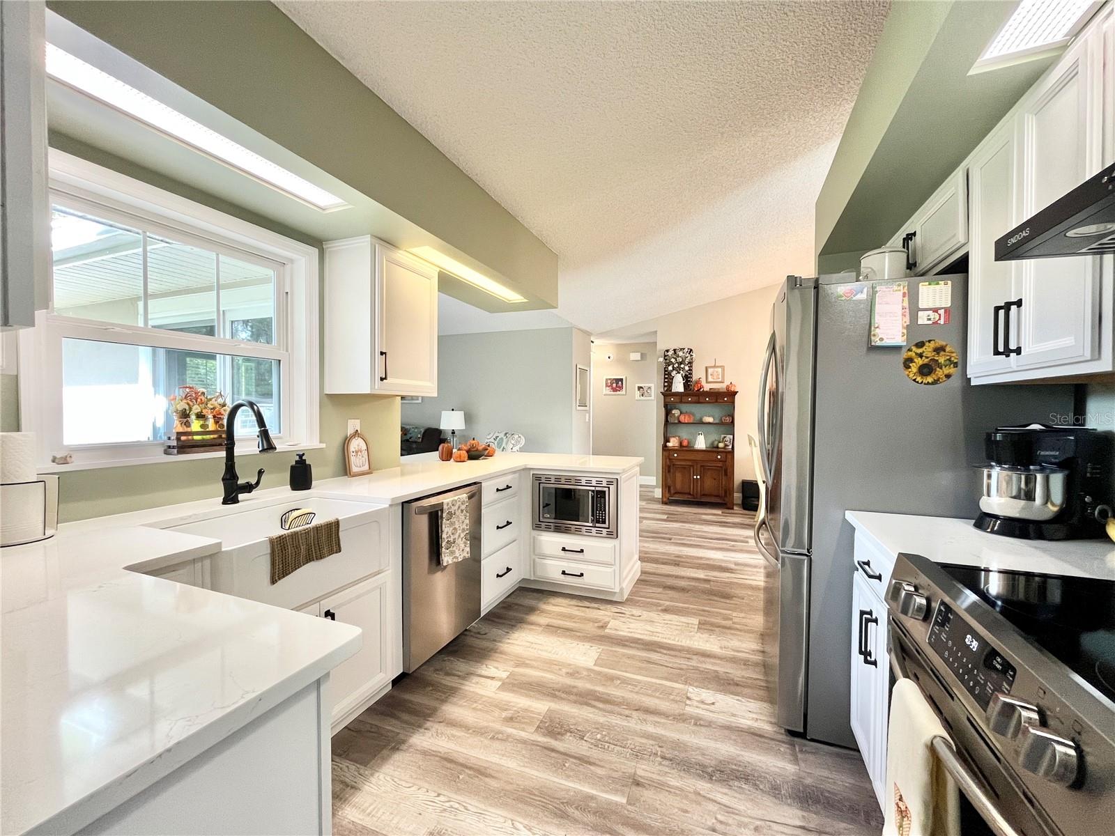 10860 SE 43RD AVENUE, Belleview, FL 34420