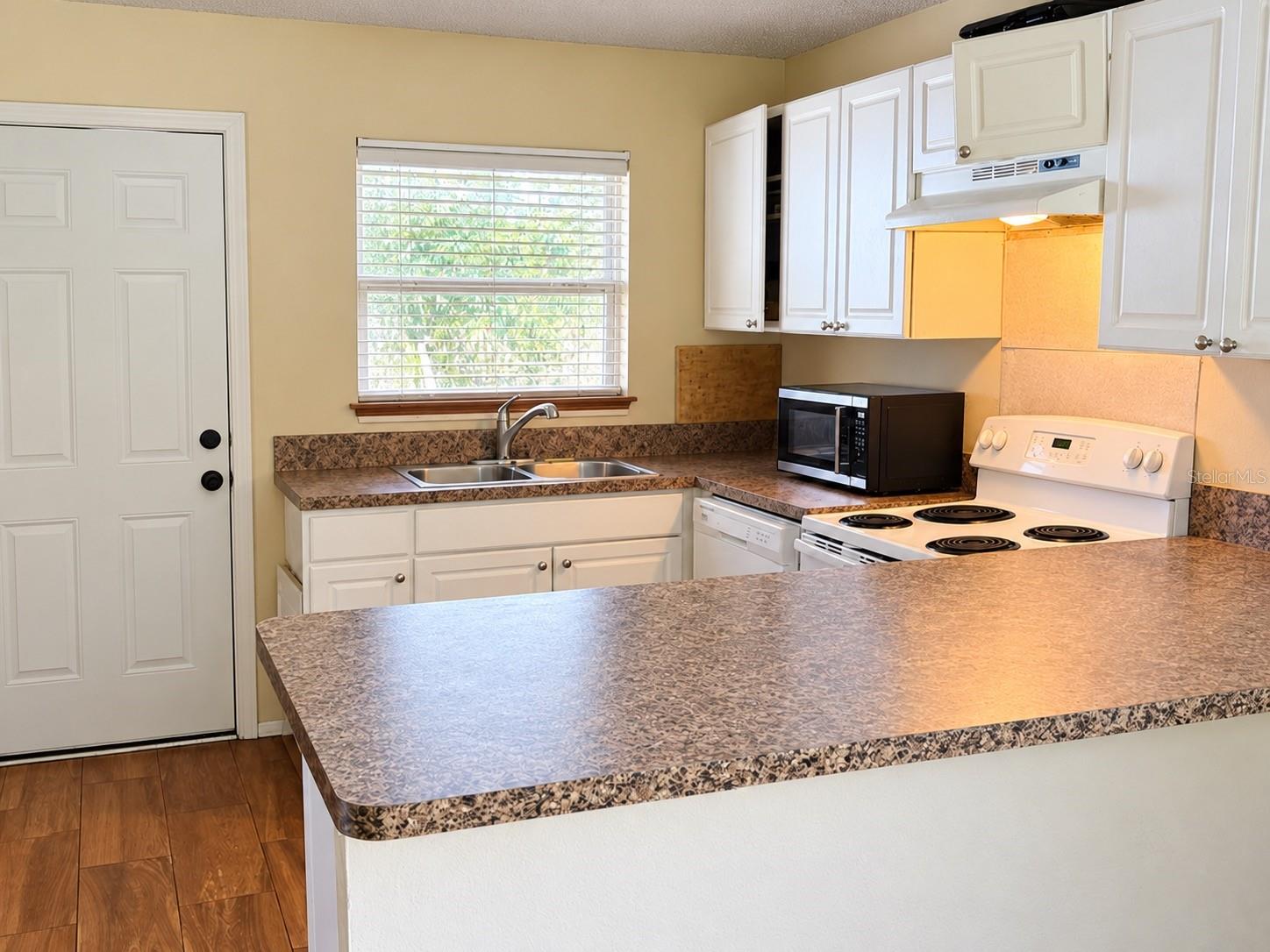 940 Kitchen