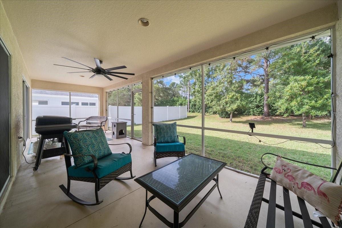 SCREENED LANAI