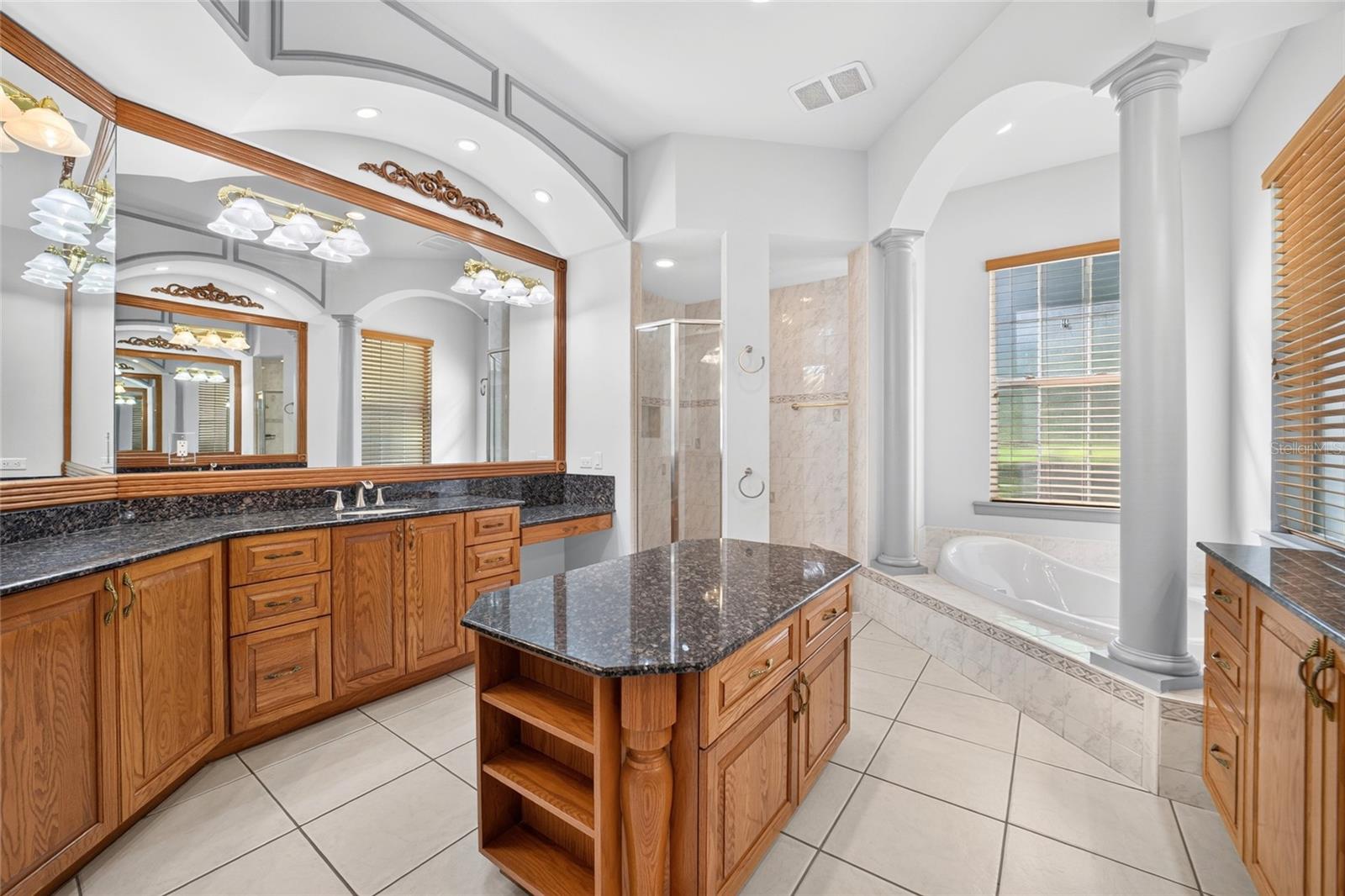 609 SE 47TH LOOP, Ocala, FL 34480