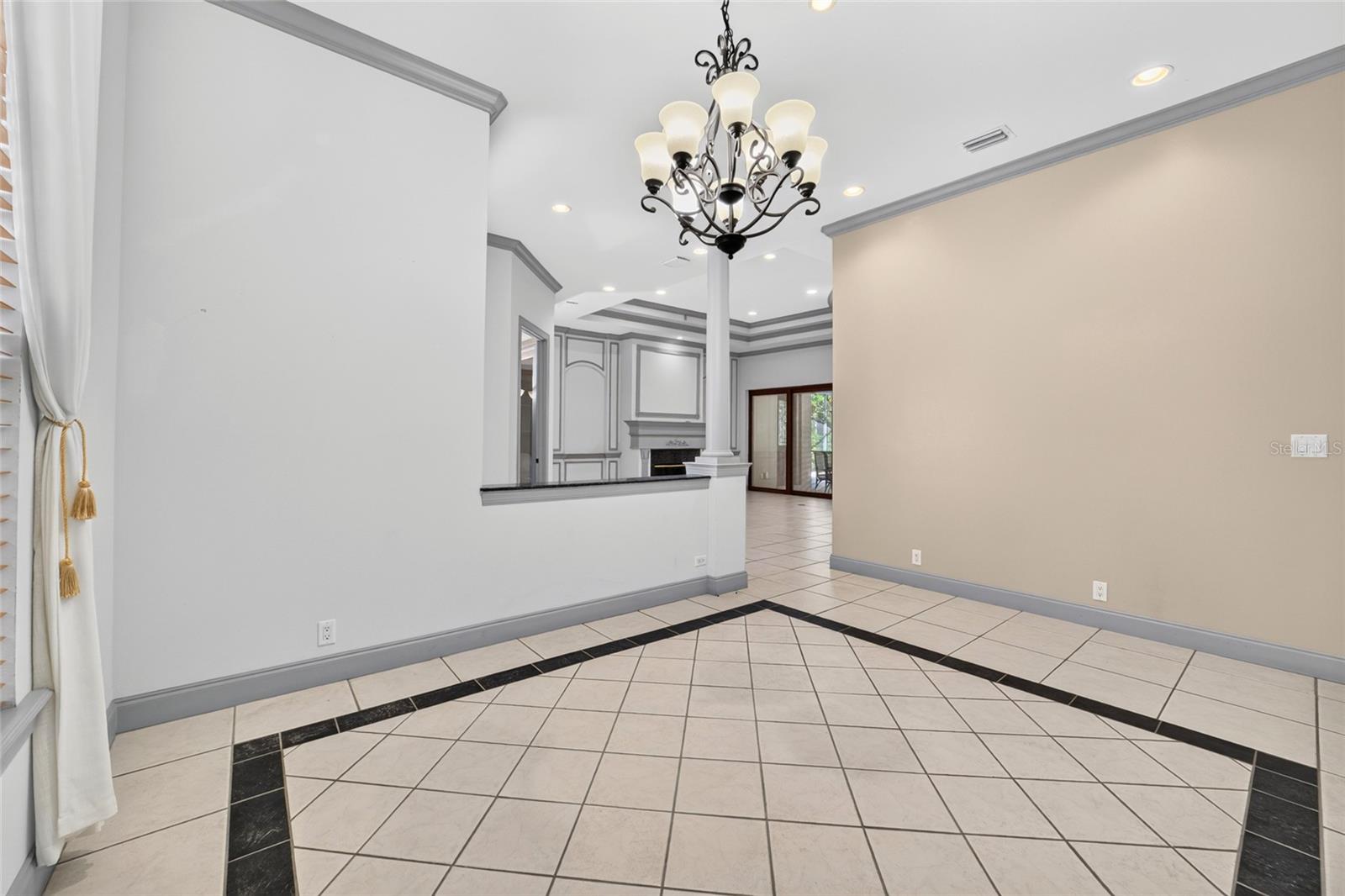609 SE 47TH LOOP, Ocala, FL 34480