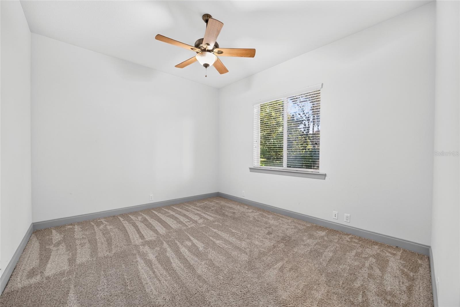 609 SE 47TH LOOP, Ocala, FL 34480