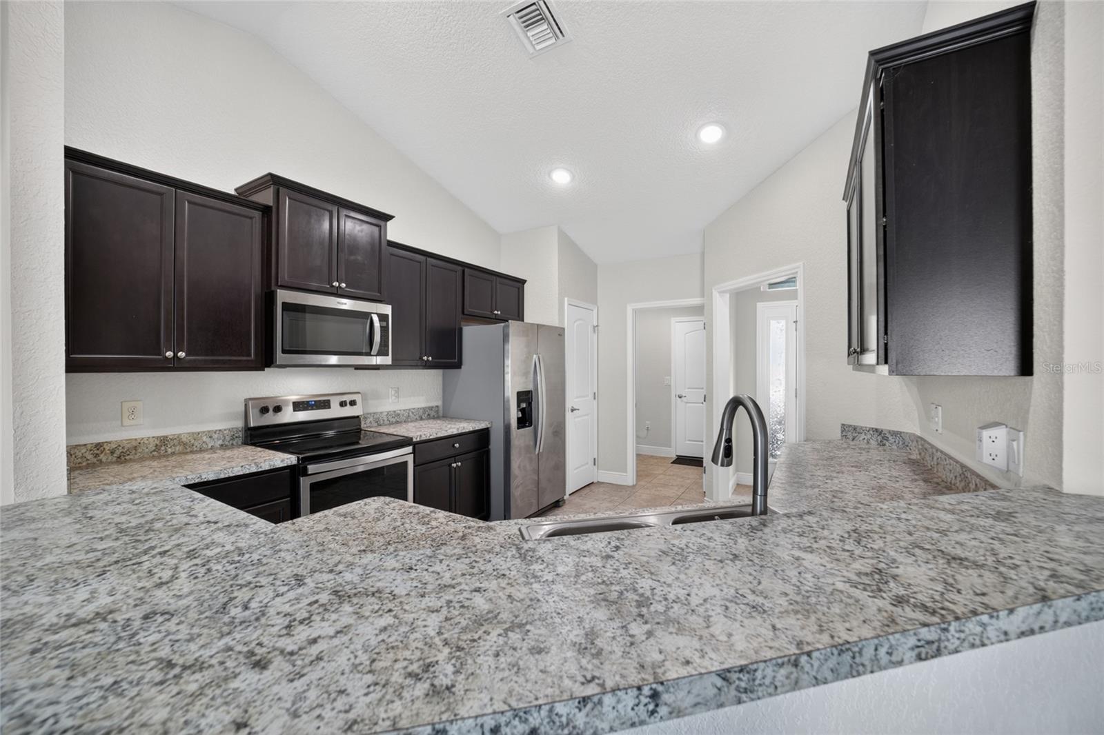 495 W SHAKESPEARE DRIVE, Beverly Hills, FL 34465
