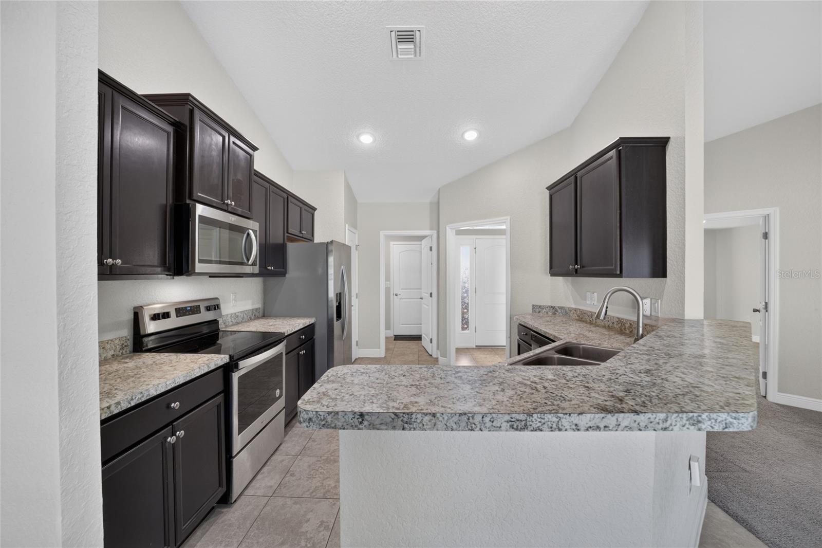 495 W SHAKESPEARE DRIVE, Beverly Hills, FL 34465