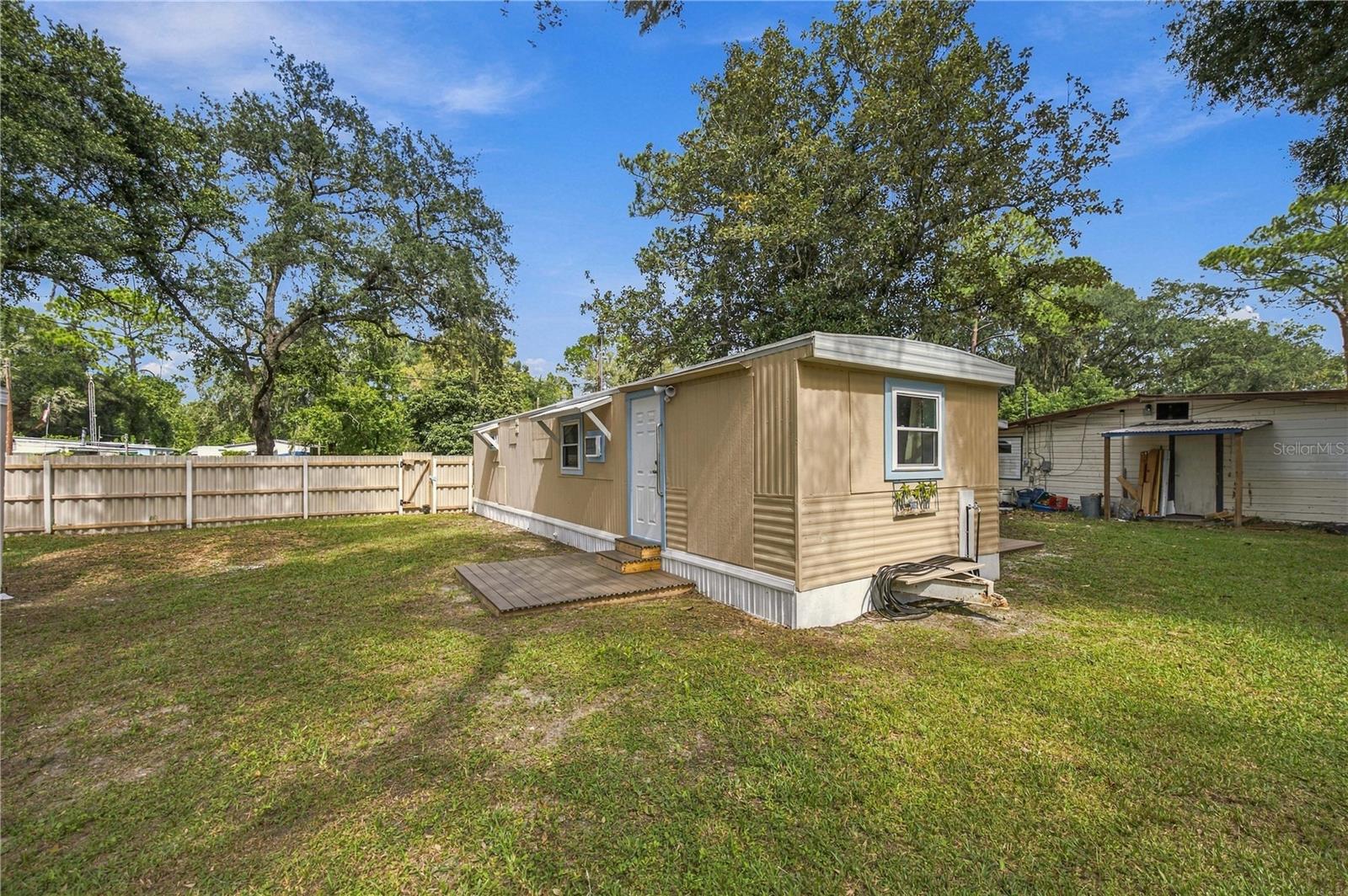 18664 SE 21ST PLACE, Silver Springs, FL 34488