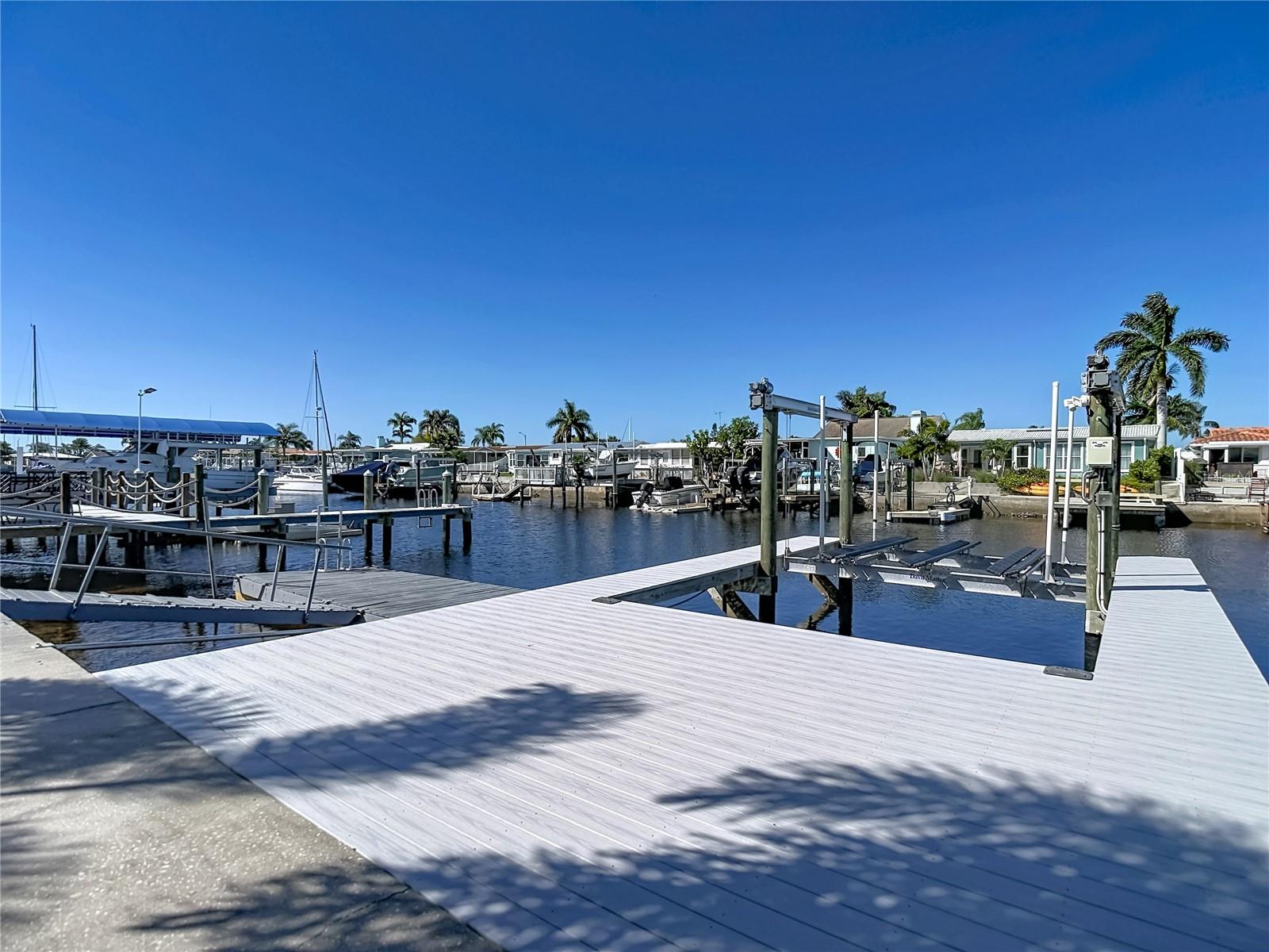 Davit Boat lift