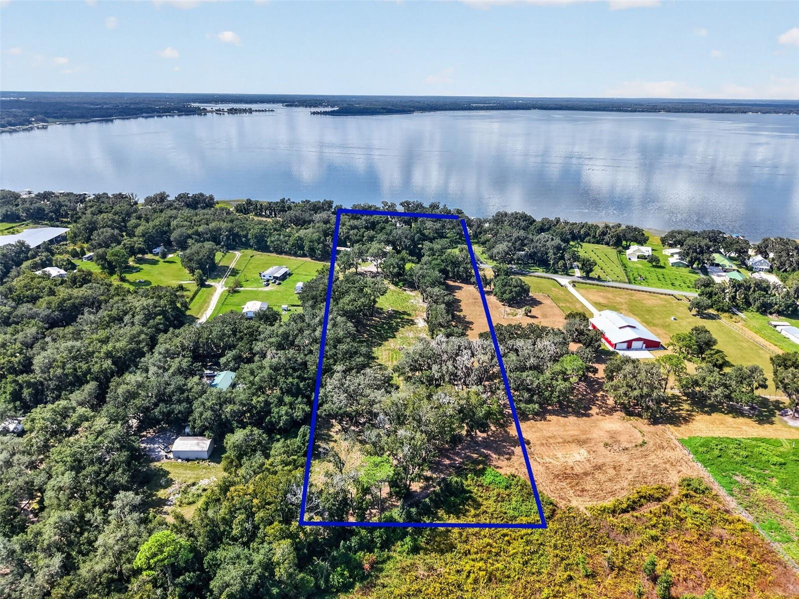 15050 SE 140TH AVENUE ROAD, Weirsdale, FL 32195