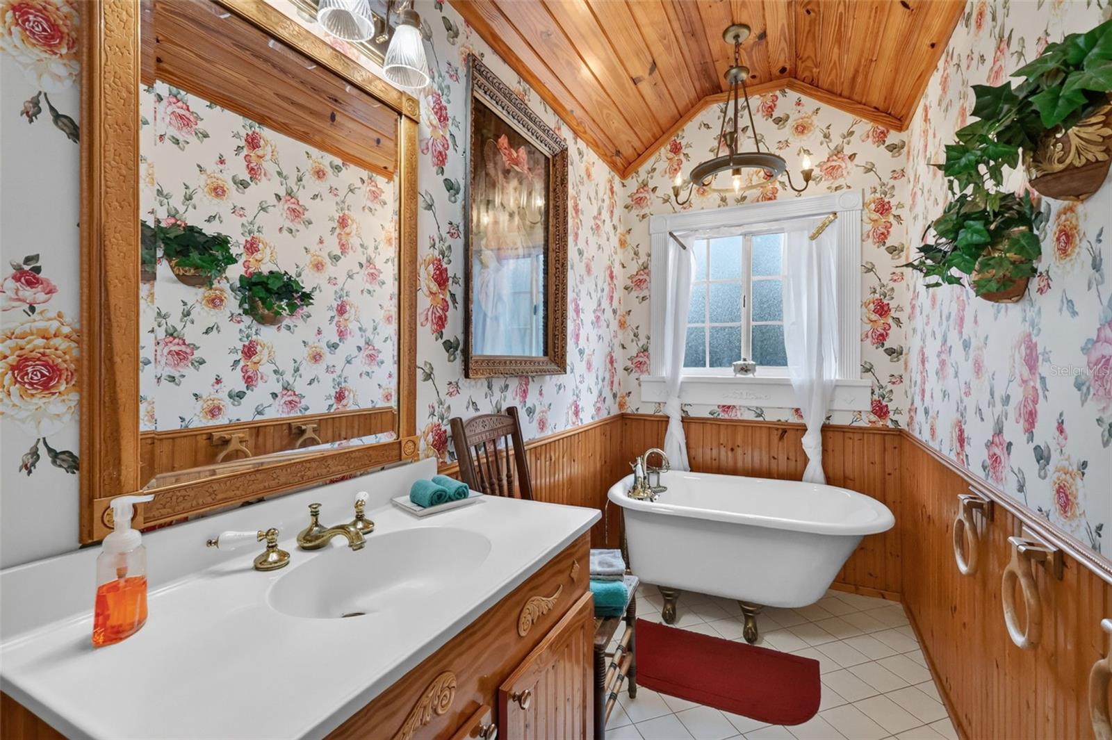 15050 SE 140TH AVENUE ROAD, Weirsdale, FL 32195