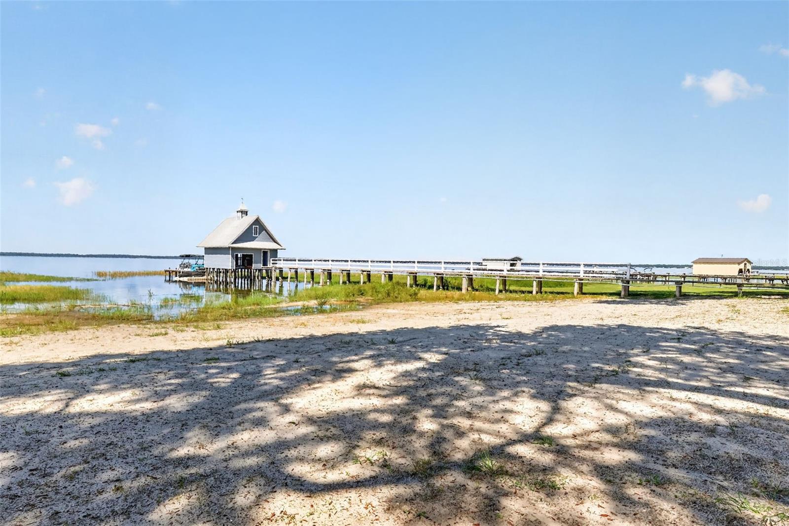 15050 SE 140TH AVENUE ROAD, Weirsdale, FL 32195