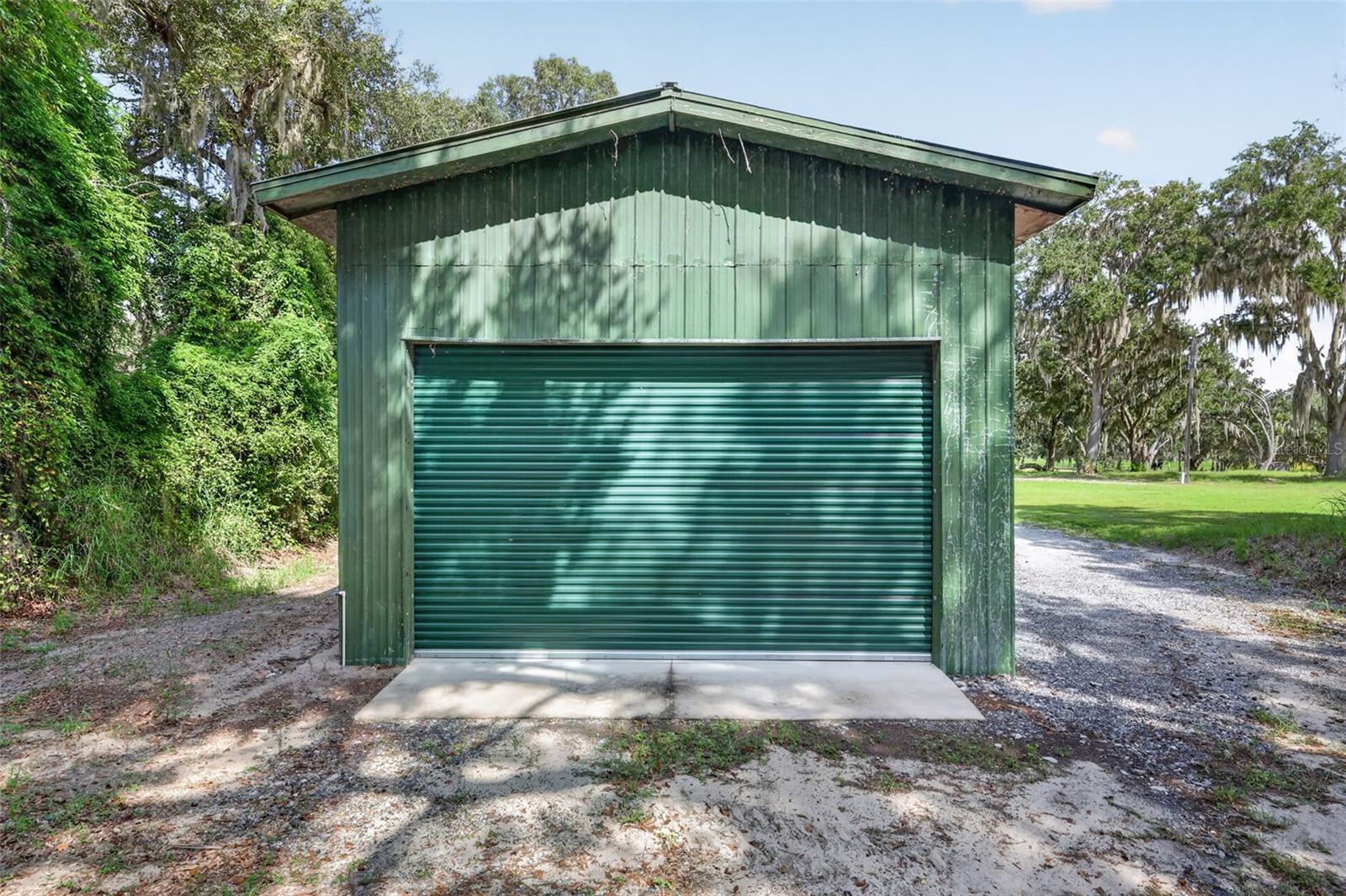 15050 SE 140TH AVENUE ROAD, Weirsdale, FL 32195