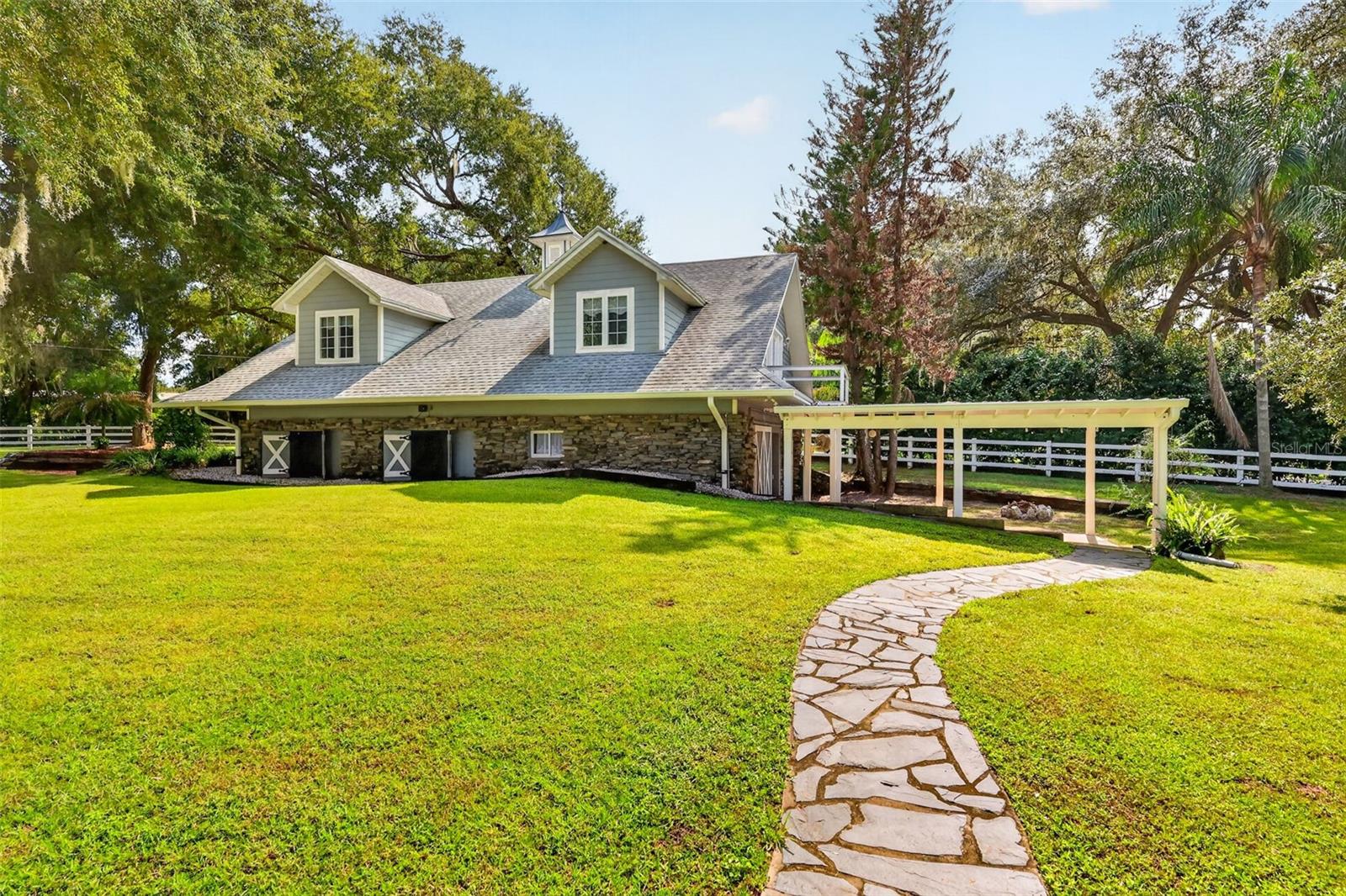 15050 SE 140TH AVENUE ROAD, Weirsdale, FL 32195