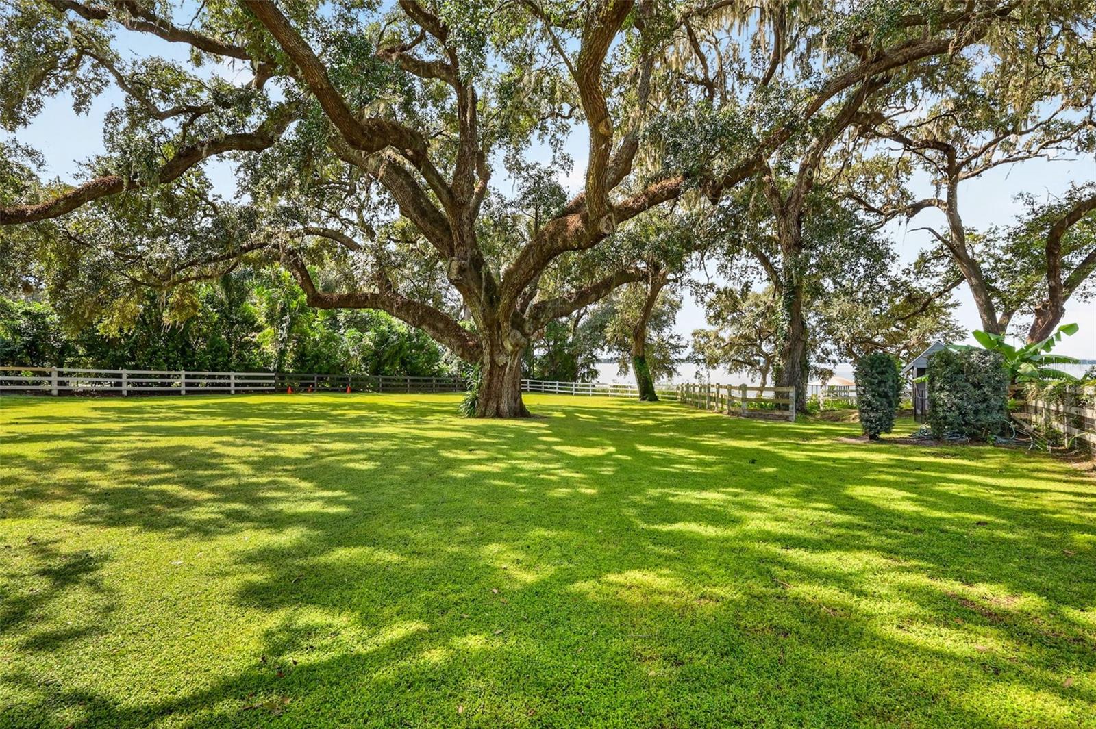 15050 SE 140TH AVENUE ROAD, Weirsdale, FL 32195 15050 SE 140TH AVENUE ROAD, Weirsdale, FL 32195