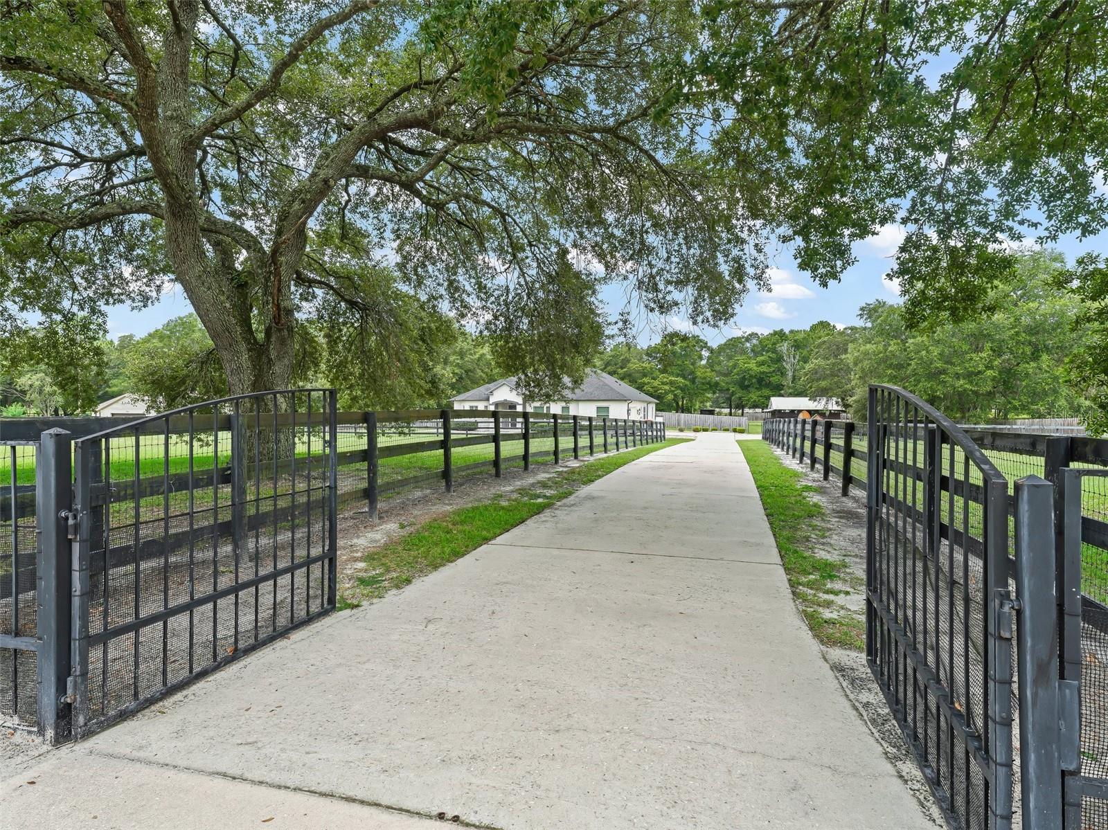 1960 NW 73RD TERRACE, Ocala, FL 34482