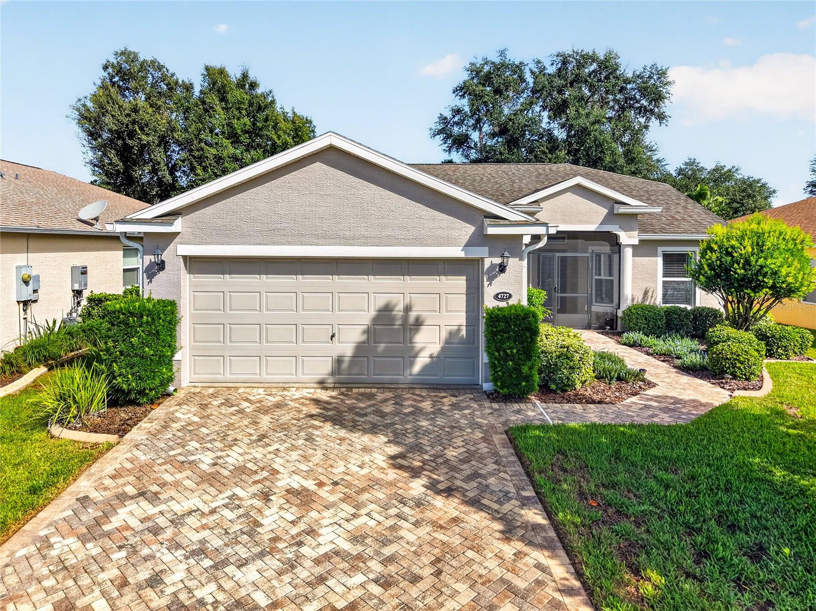 Beautiful Pavers for drive way & walk way