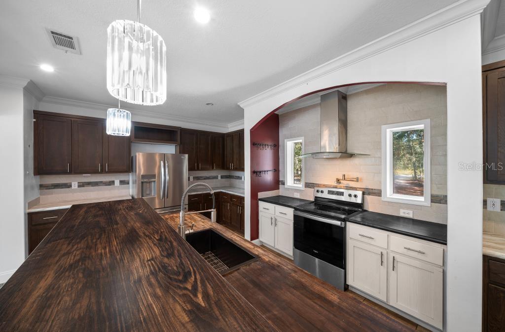 4204 W DONALI COURT, Homosassa, FL 34446