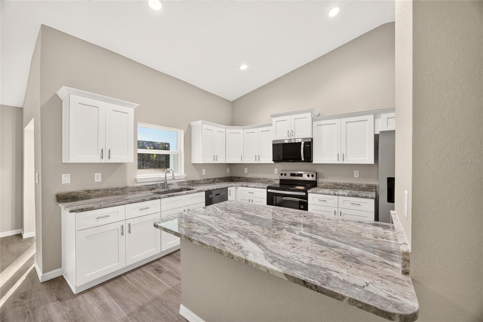 6601 SW 206TH AVE, Dunnellon, FL 34431