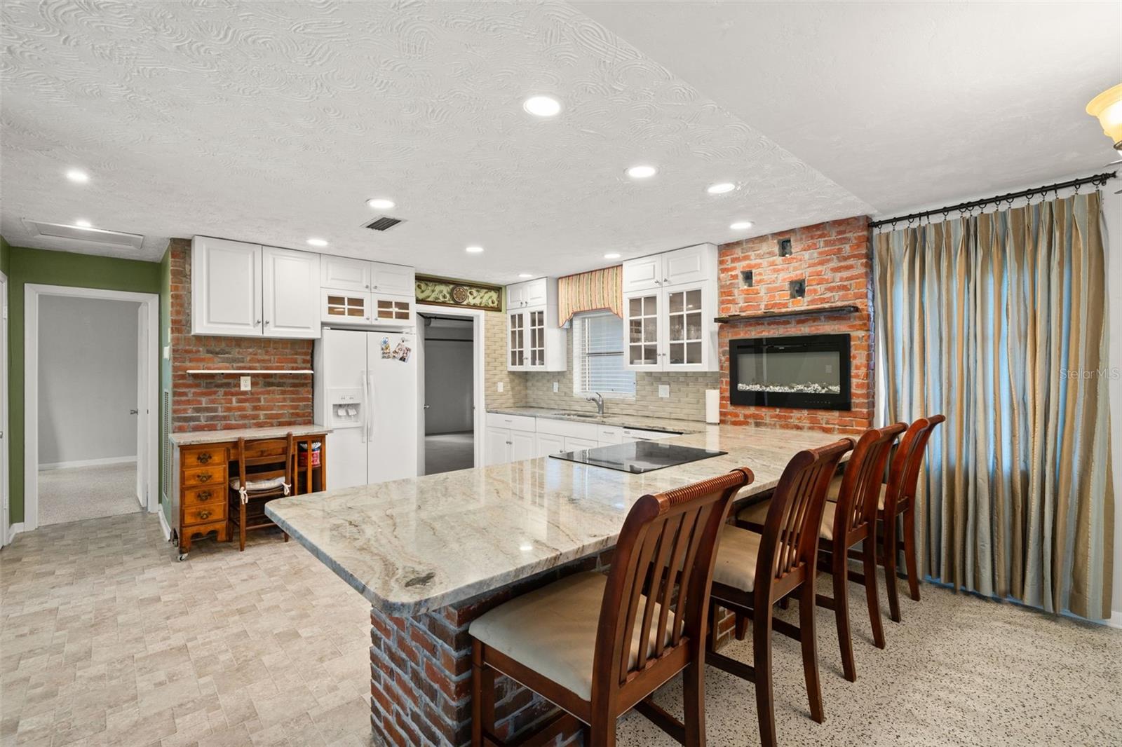6422 FAIRLAWN STREET, Spring Hill, FL 34606 6422 FAIRLAWN STREET, Spring Hill, FL 34606