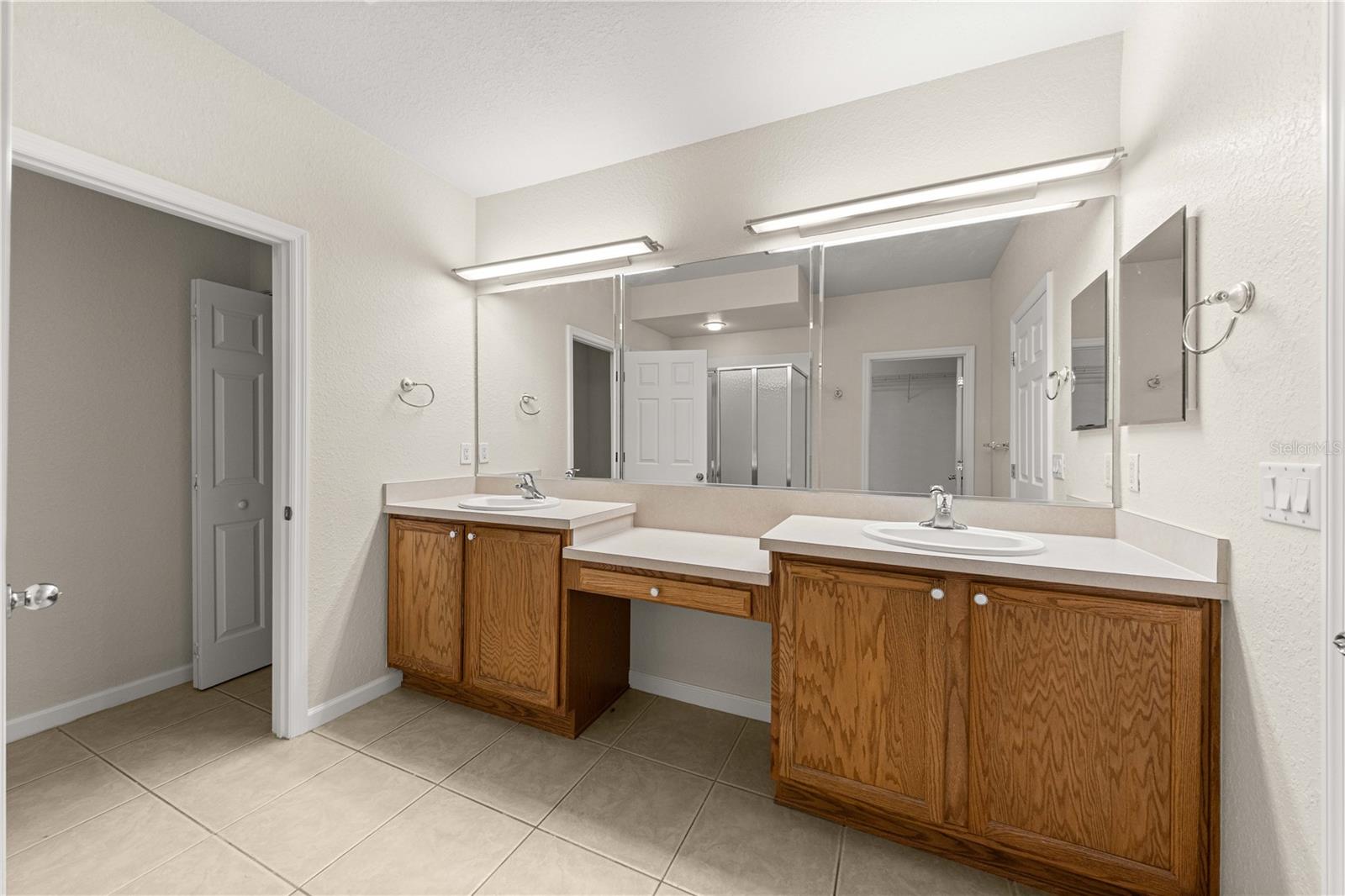 HUGE master en suite bathroom