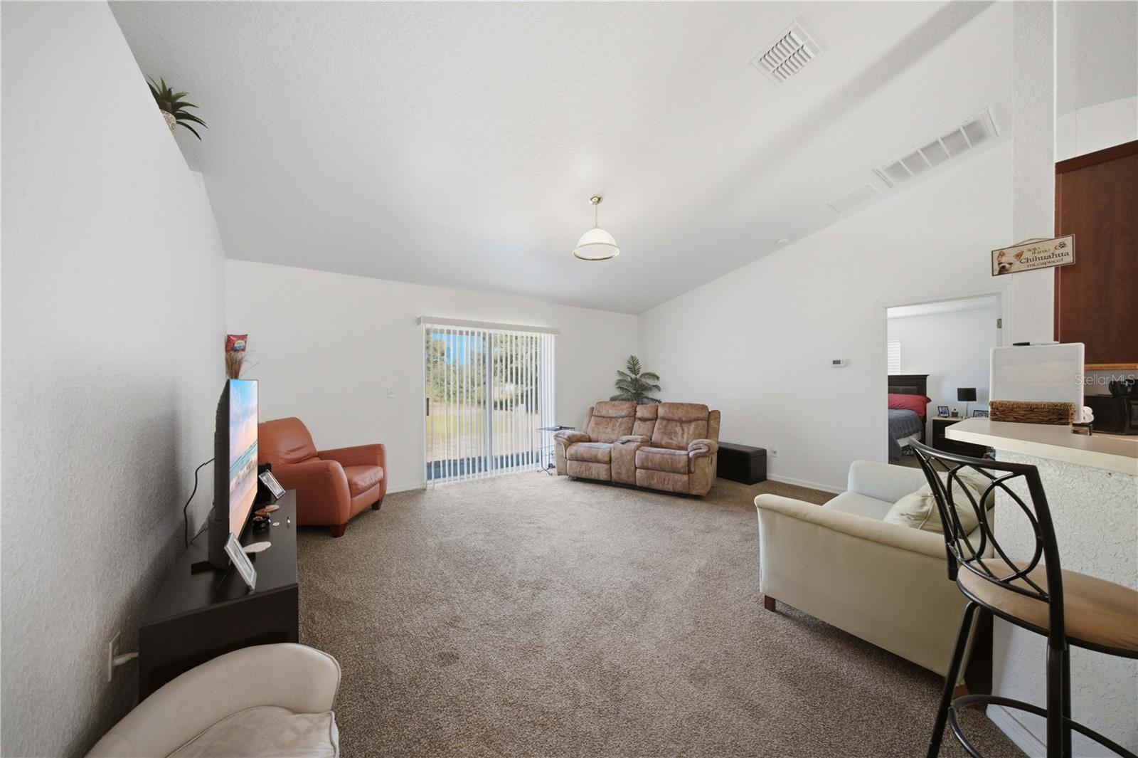 8 OAK RUN COURT, Ocala, FL 34472
