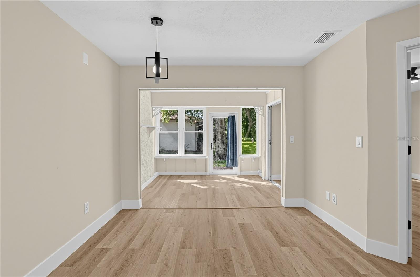 2612 51ST AVENUE W, Bradenton, FL 34207